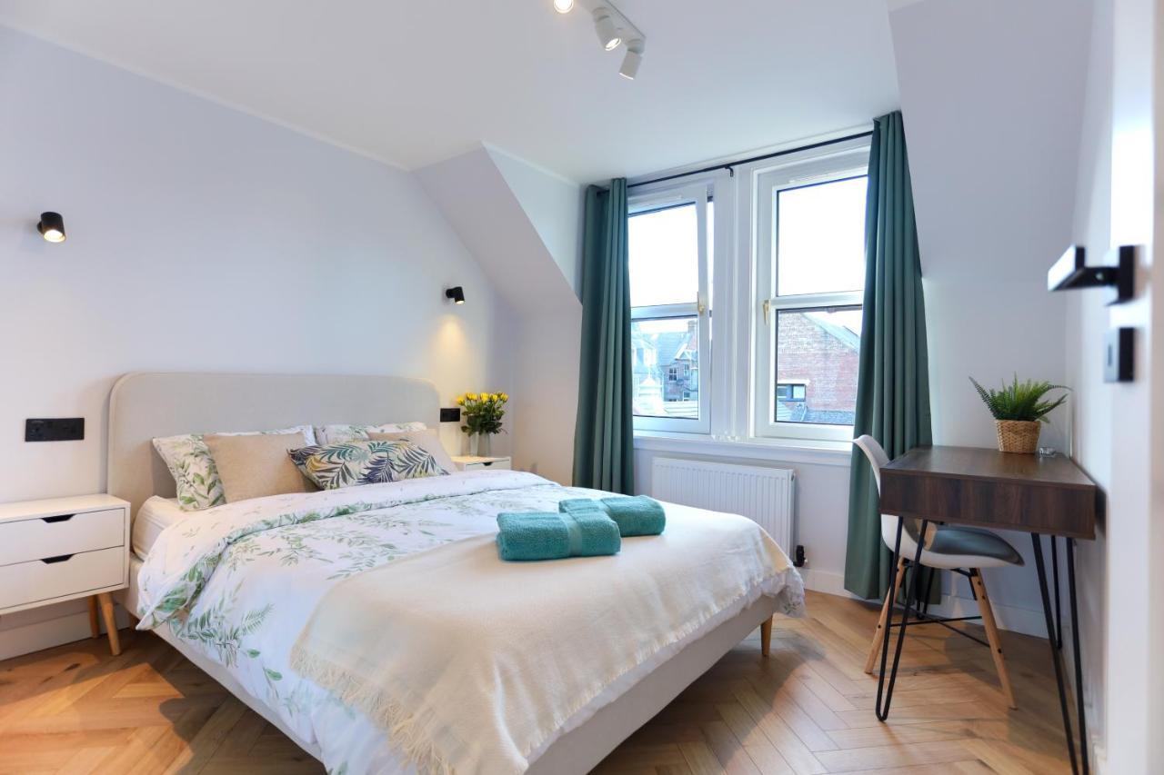 Luxurious City Centre Apartment Перт Экстерьер фото